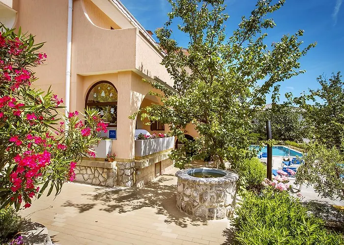 Ana Juranić * Jurandvor